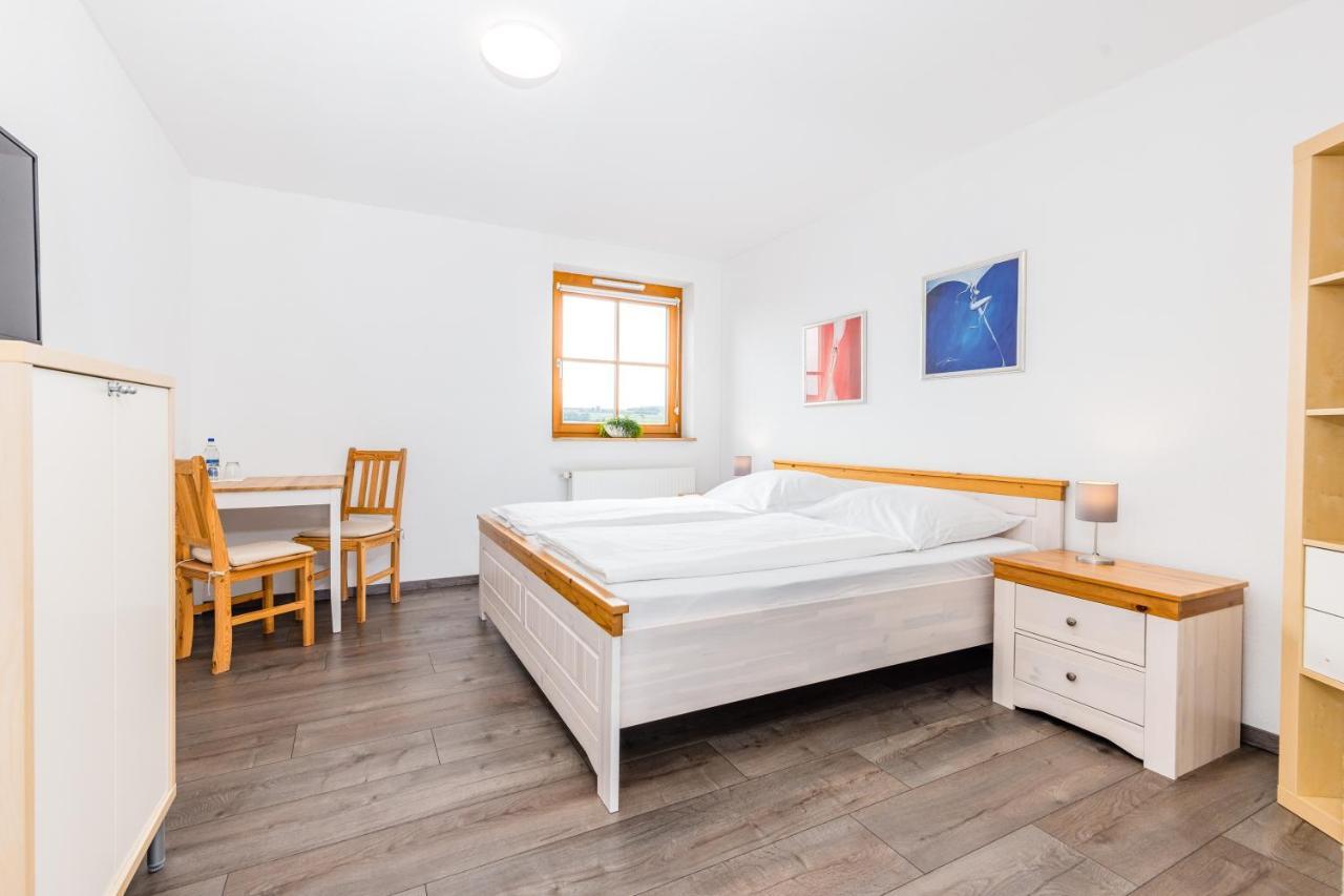 Der Bradler Bed & Breakfast Ebhausen Екстериор снимка